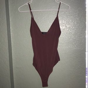 Neck plunging bodysuit